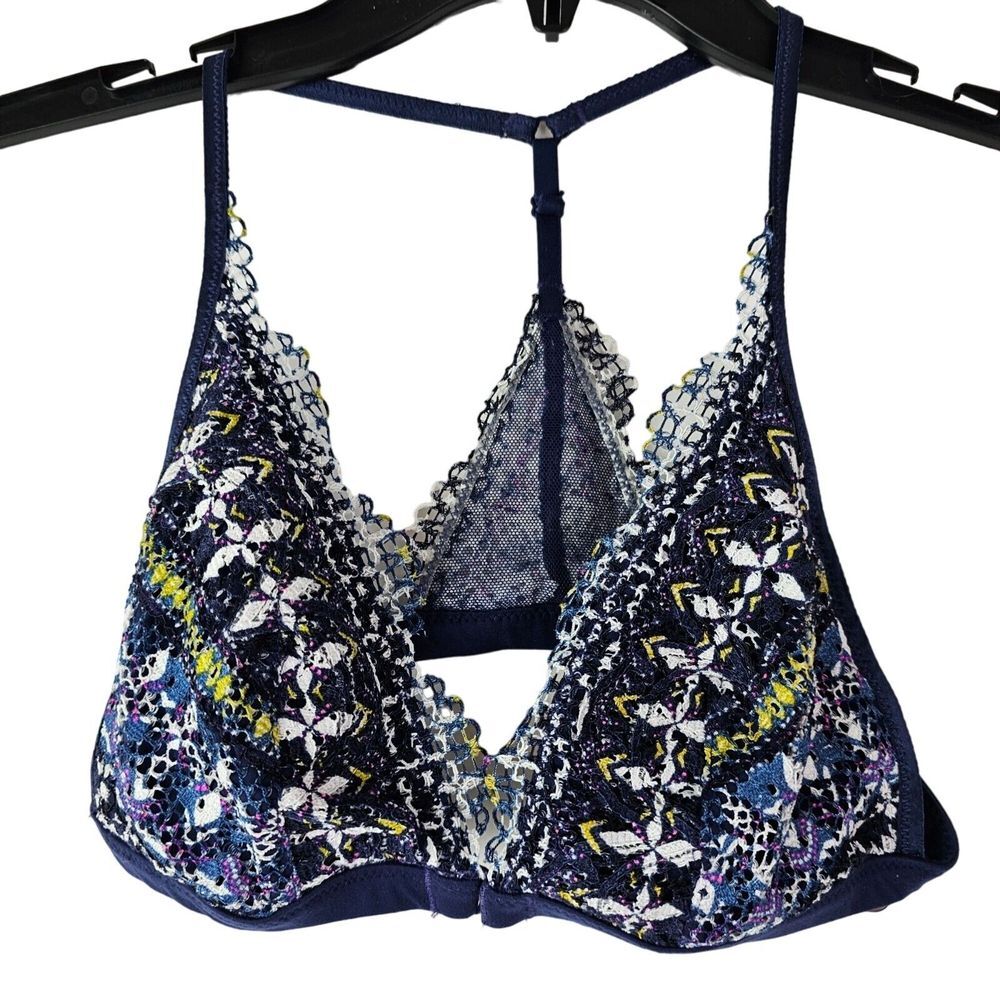 Body by Victoria Navy Blue Lace Racerback Front Close Bralette Size S